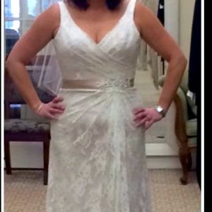 Wedding dress, size 18